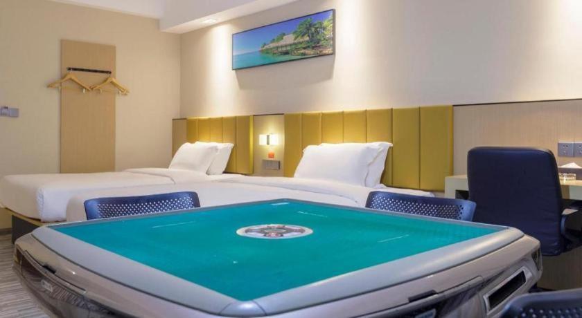 Jingtu Hotel Zhanjiang Dingsheng Plaza Store Buitenkant foto